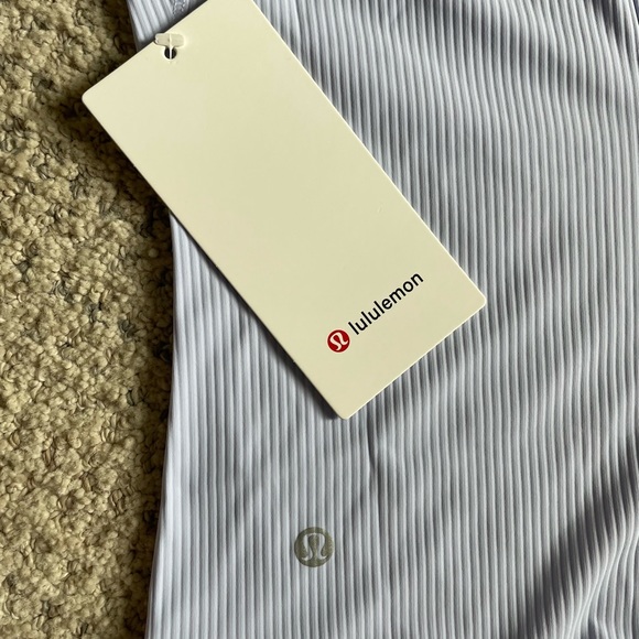 Lululemon Base Pace Tank Ribbed~ Size 4~ Lilac in color~ NWT - Picture 6 of 7